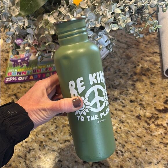 Be KIND PINK to the Planet 🌎 Green Water Bottle with Peace Design ☮️ - Picture 10 of 12